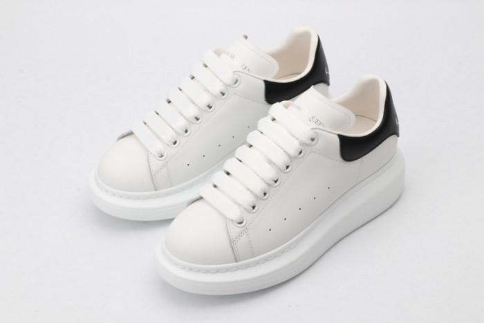 ALEX MCQU SNEAKER
