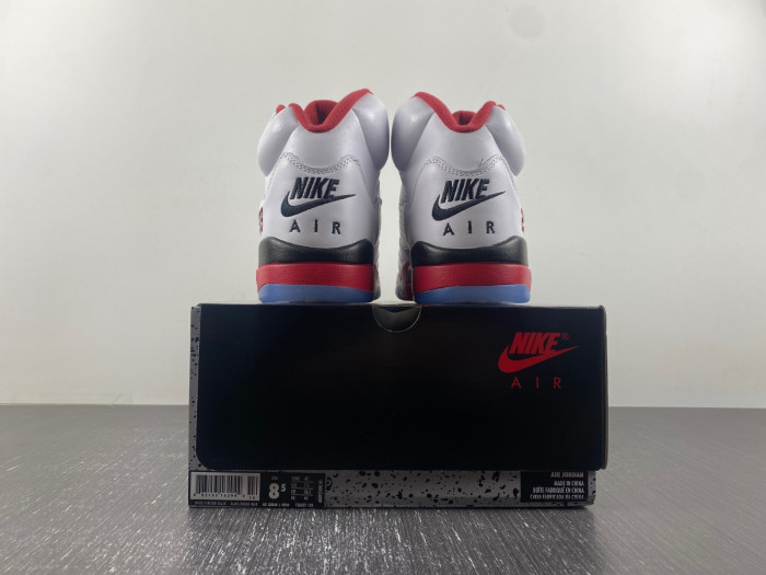 Air Jordan 5 Retro Fire Red Black Tongue (2013)  136027-120
