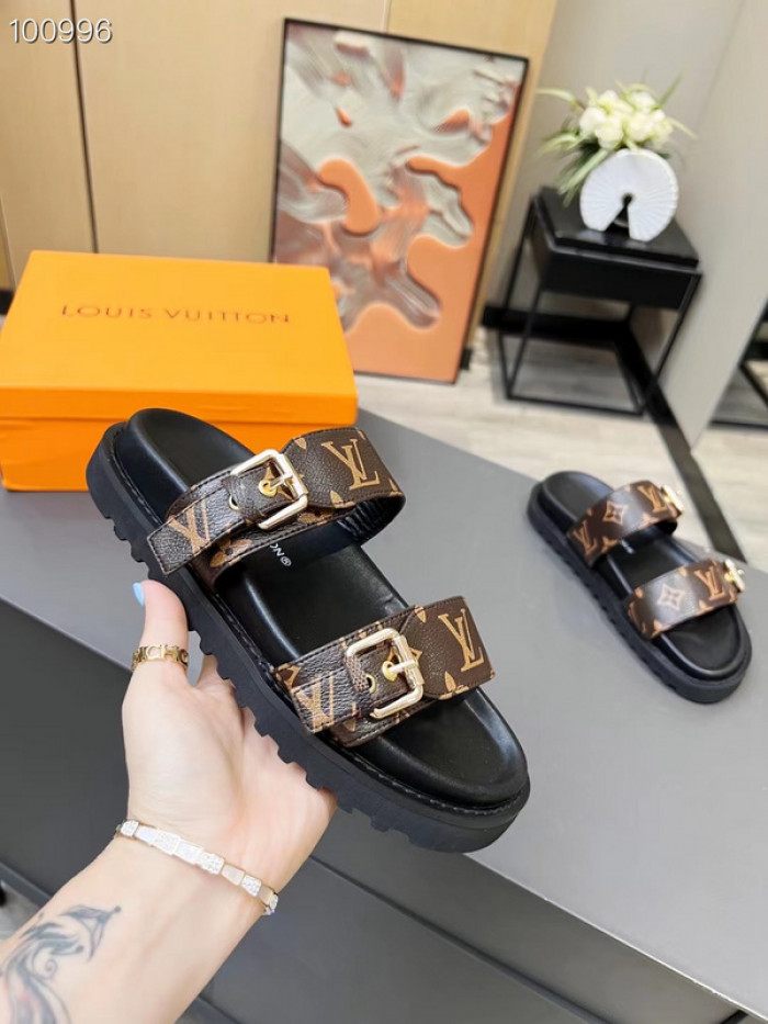 L0VT SANDAL