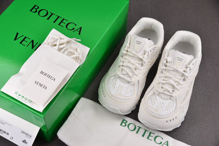 BV sneaker