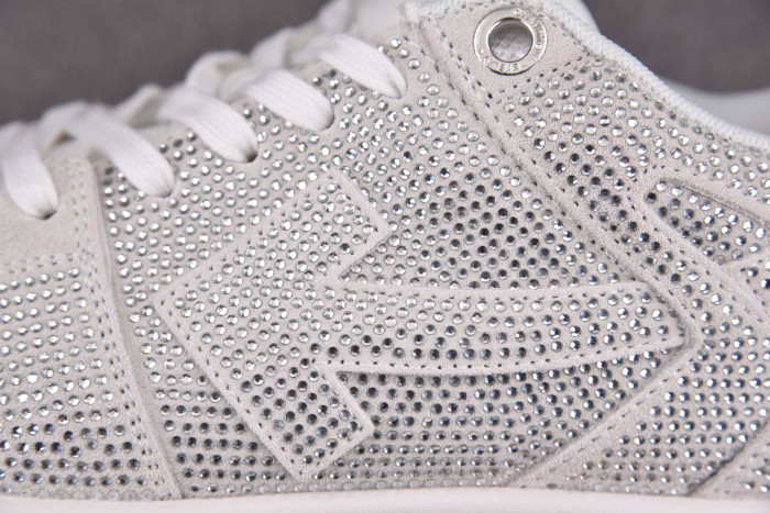 OFW SNEAKER