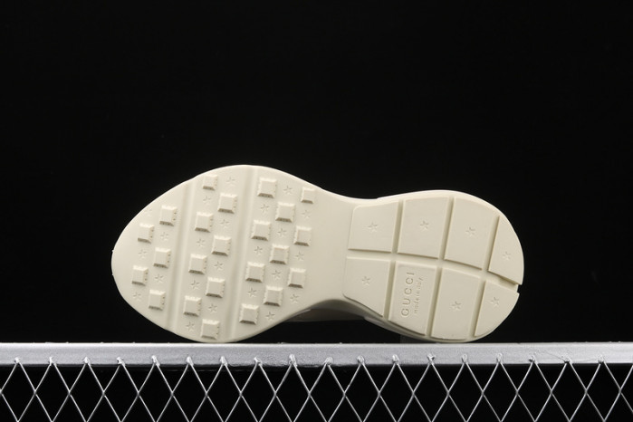 GUI SNEAKER