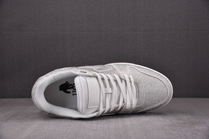 OFW SNEAKER
