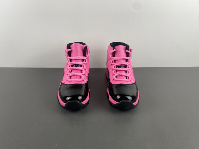 Air Jordan 11 pink