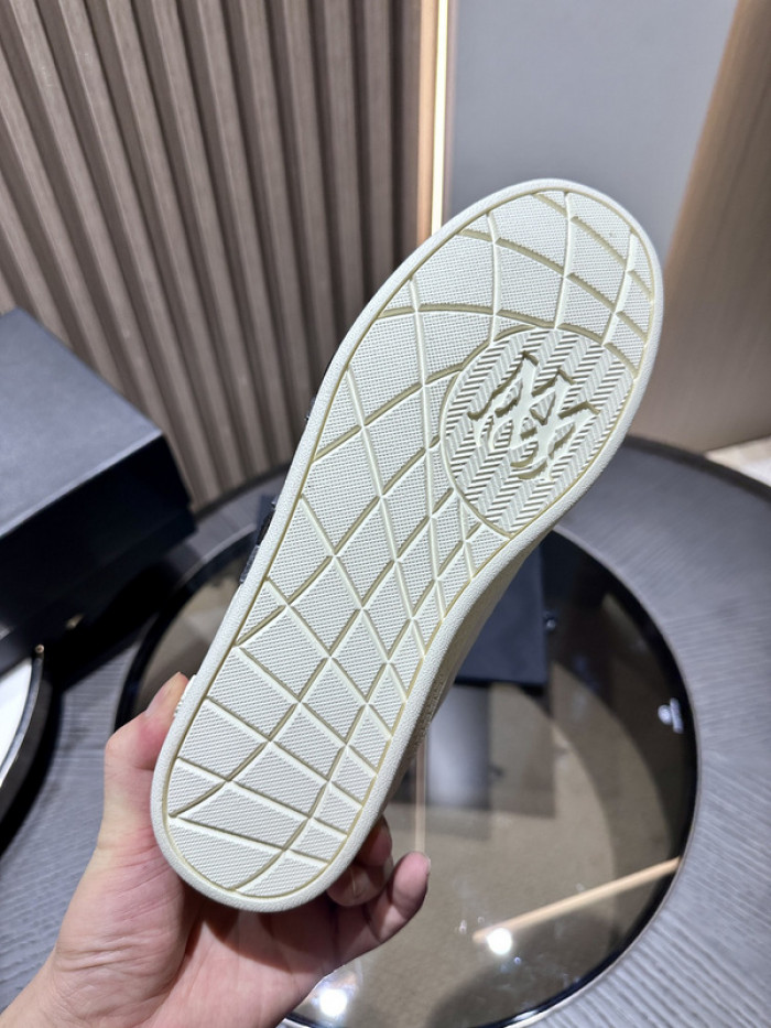 AM1R1 SNEAKER