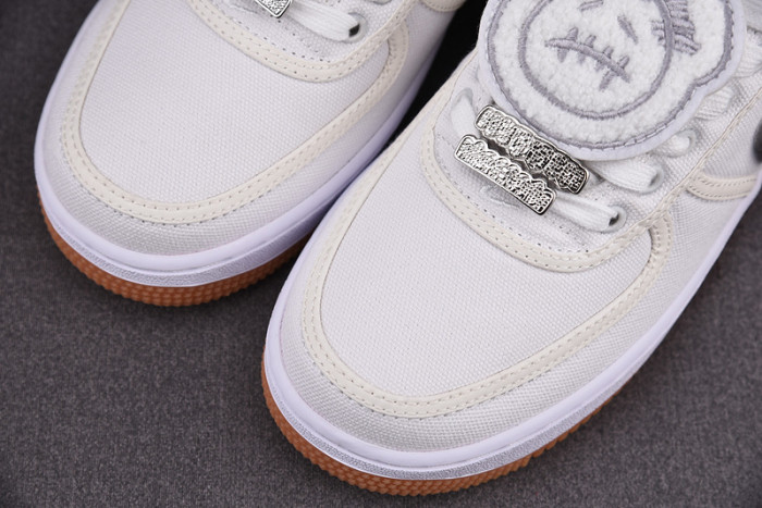 AIR FORCE 1 LOW TRAVIS SCOTT  AQ4211-101