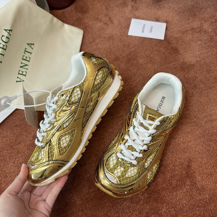 BV sneaker