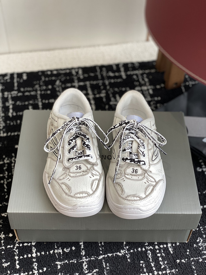 BALEN&GA SNEAKER