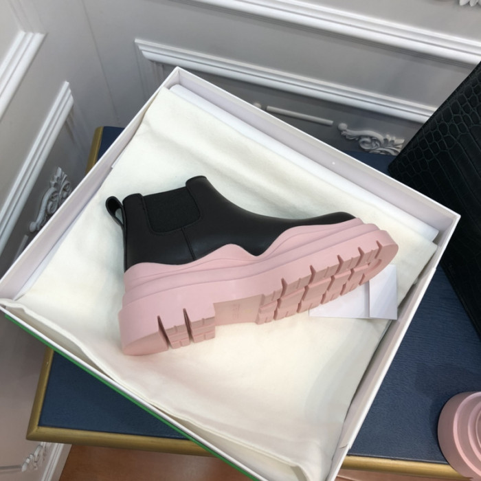 BV boots 008