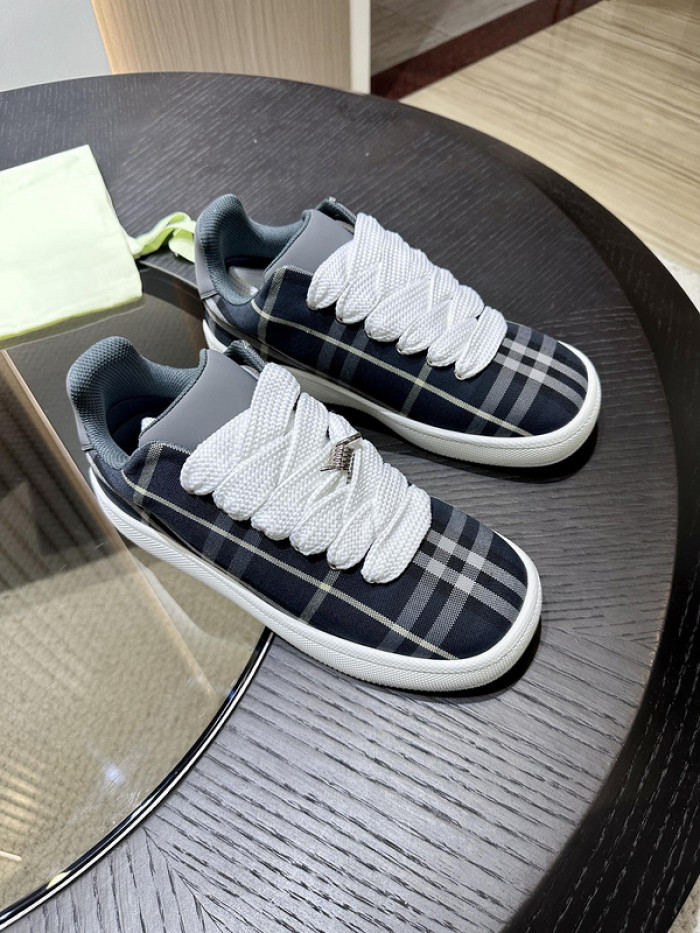 BUB sneaker