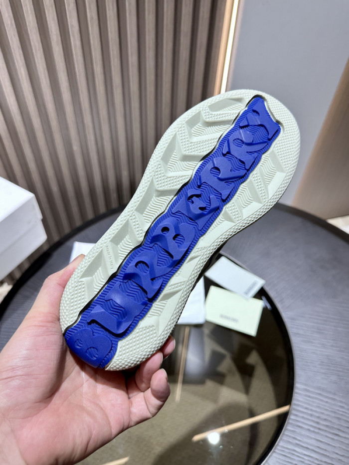 BUB sneaker