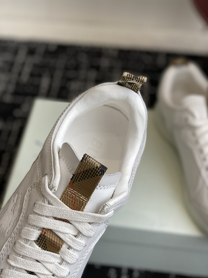 BUB sneaker