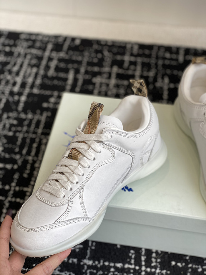 BUB sneaker