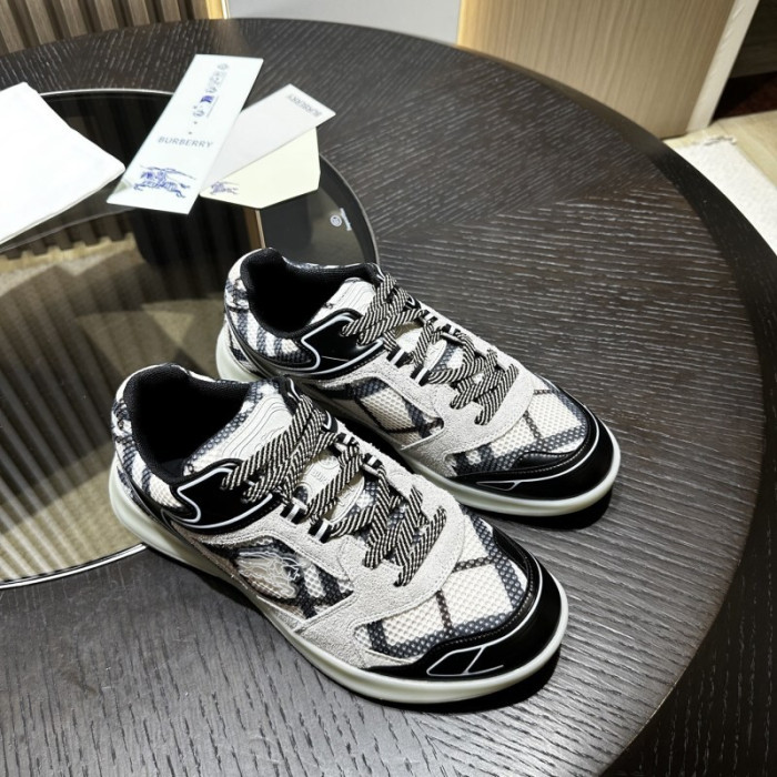 BUB sneaker