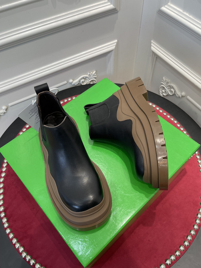 BV boots 035