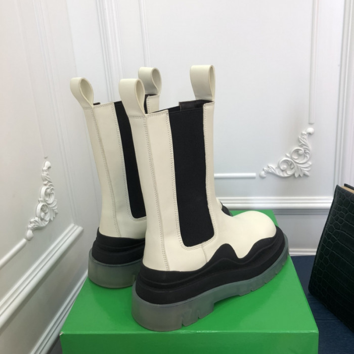 BV boots 032