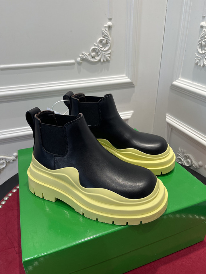BV boots 026