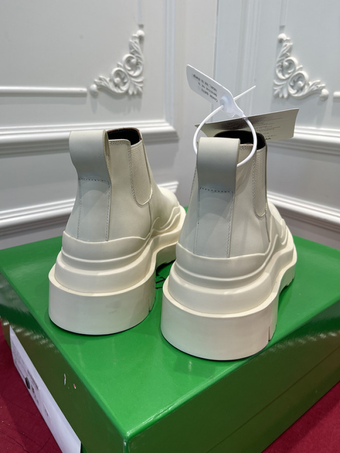 BV boots 005