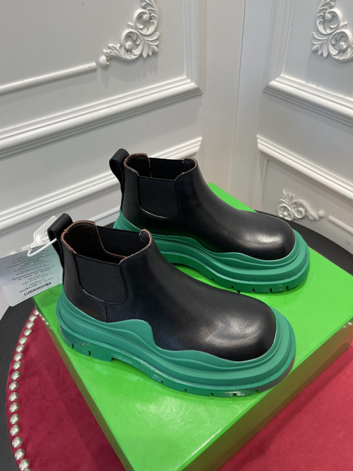 BV boots 014