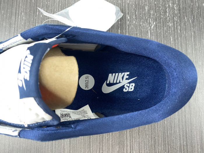 Air Jordan 1 Low SB Midnight Navy CJ7891-400