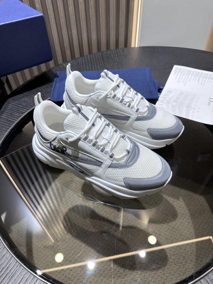 D10R SNEAKER
