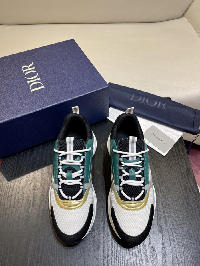 D10R SNEAKER