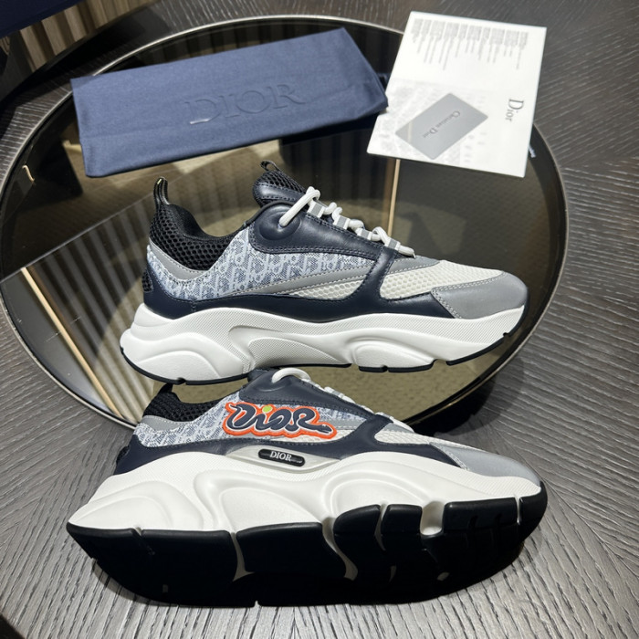 D10R SNEAKER
