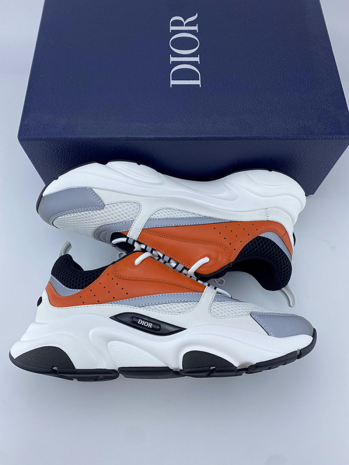 D10R SNEAKER