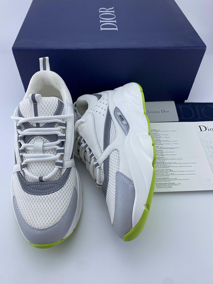 D10R SNEAKER