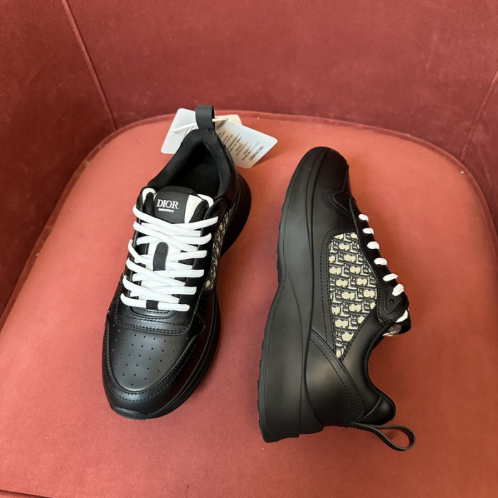 D10R B25 SNEAKER
