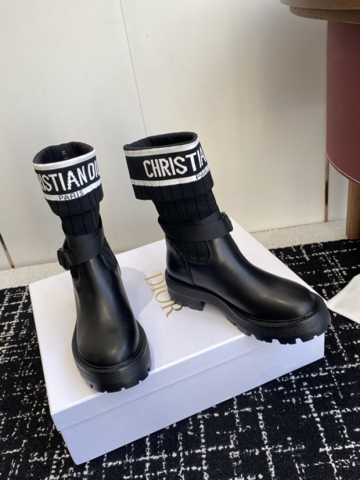 D10R boot