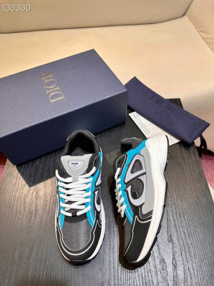 D10R SNEAKER
