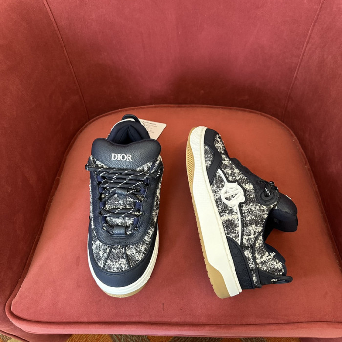 D10R SNEAKER
