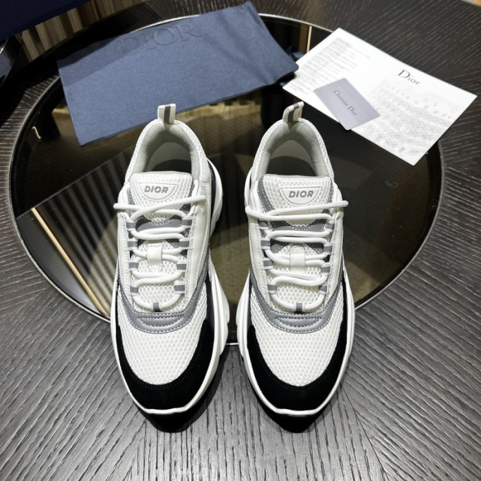 D10R SNEAKER