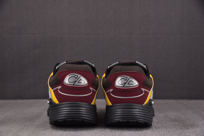 D10R SNEAKER