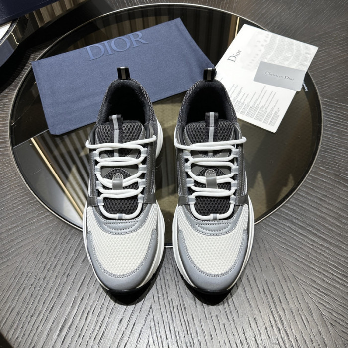 D10R SNEAKER