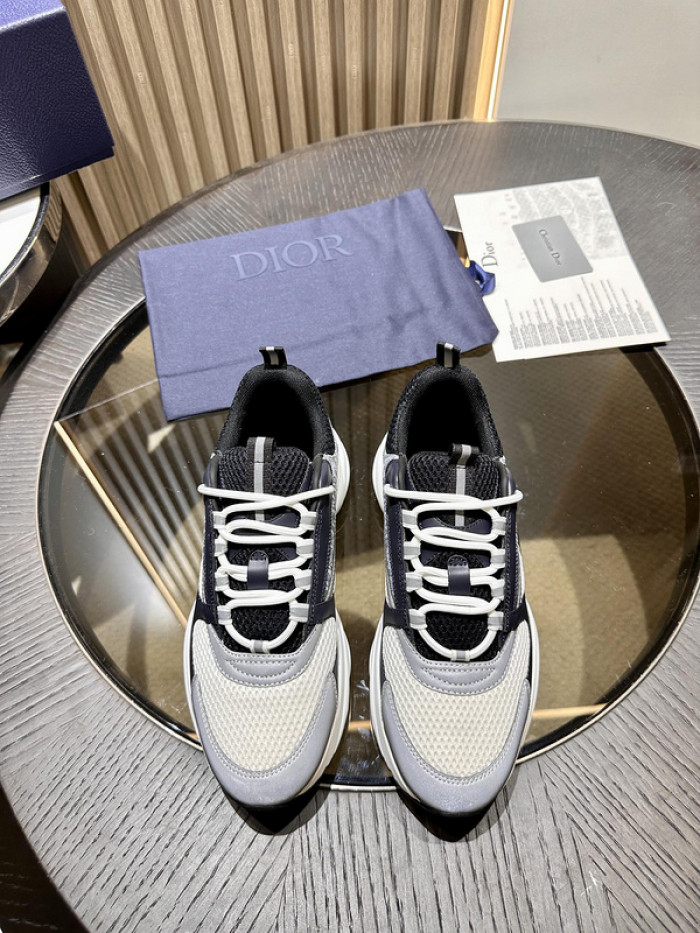 D10R SNEAKER