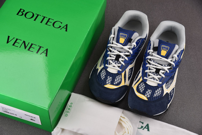 BV sneaker