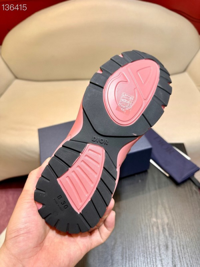D10R SNEAKER
