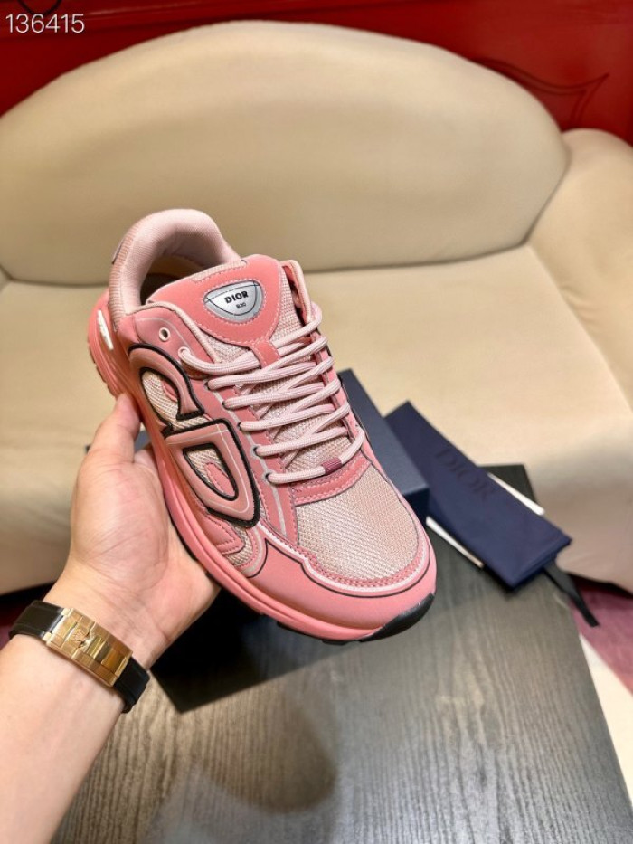 D10R SNEAKER