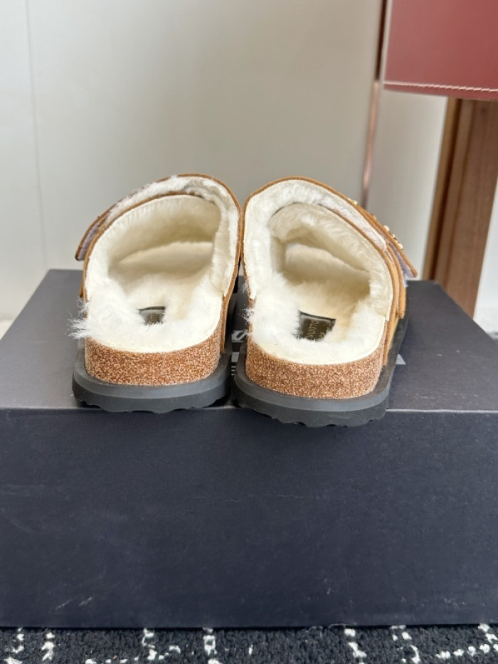 L0VT SANDAL
