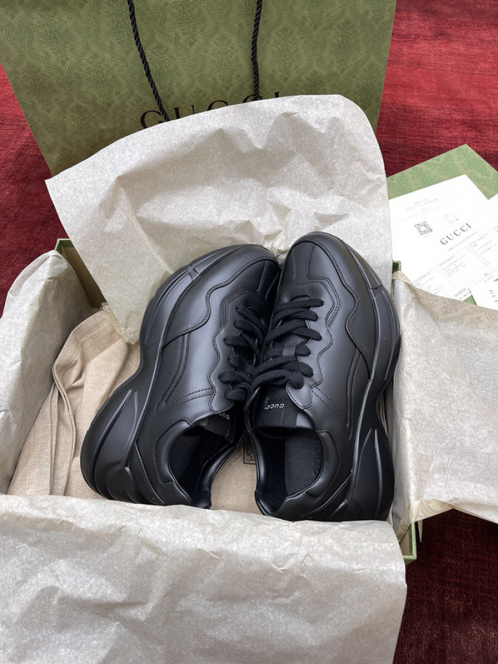 GUI SNEAKER