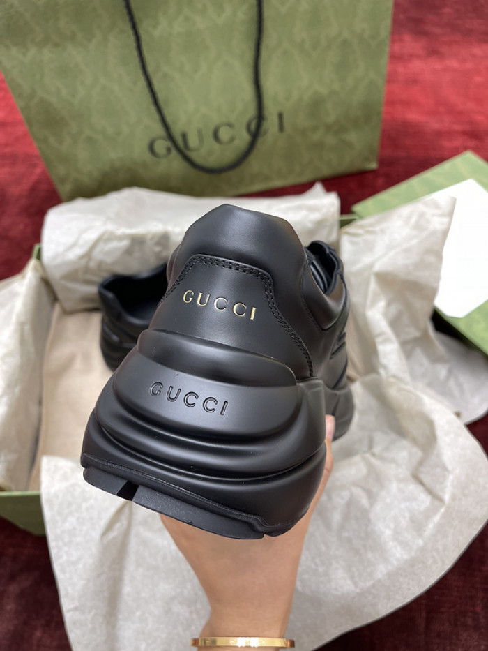 GUI SNEAKER