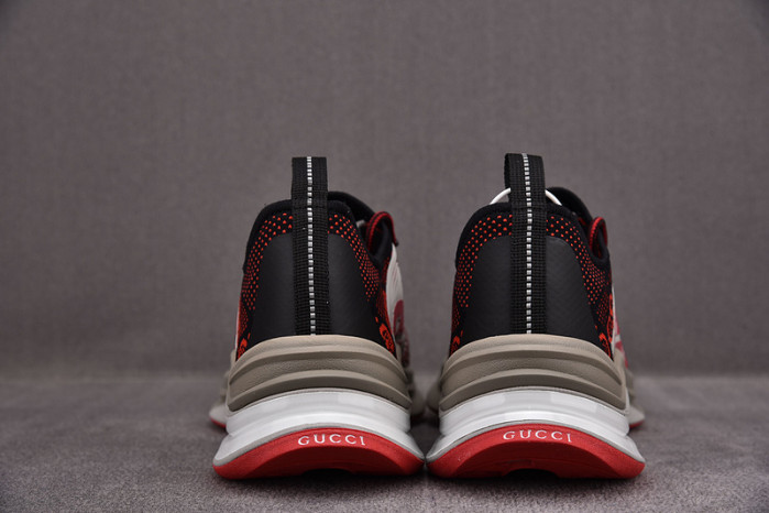GUI SNEAKER
