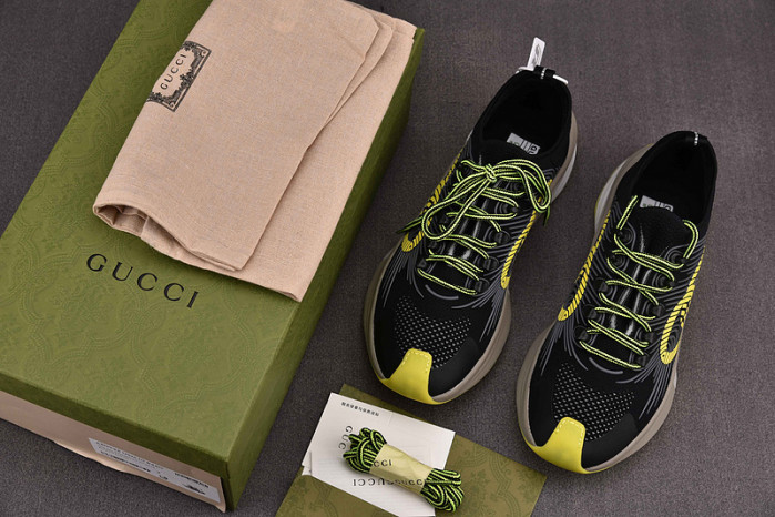 GUI SNEAKER