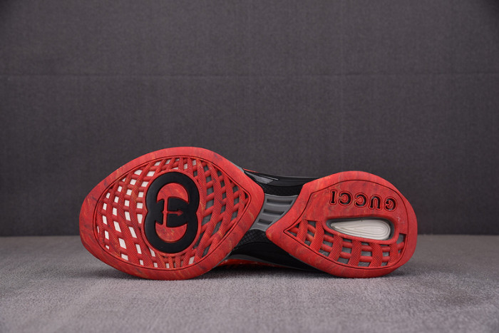 GUI SNEAKER
