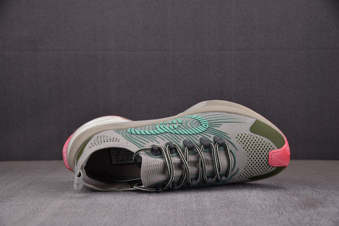 GUI SNEAKER