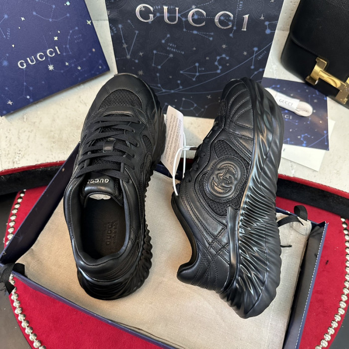 GUI SNEAKER