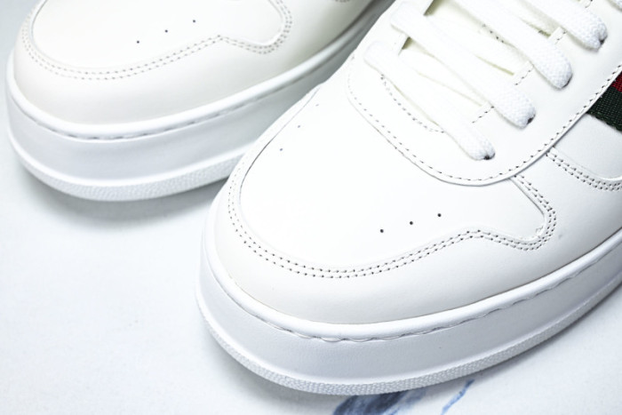 GUI SNEAKER