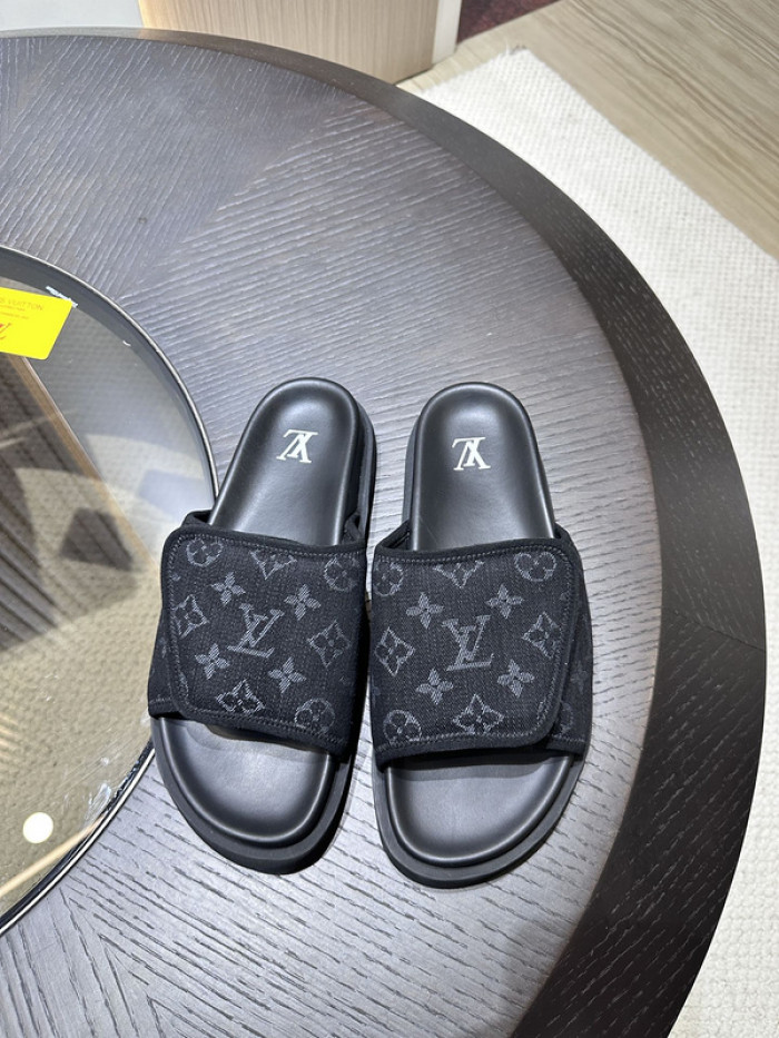 L0VT SANDAL